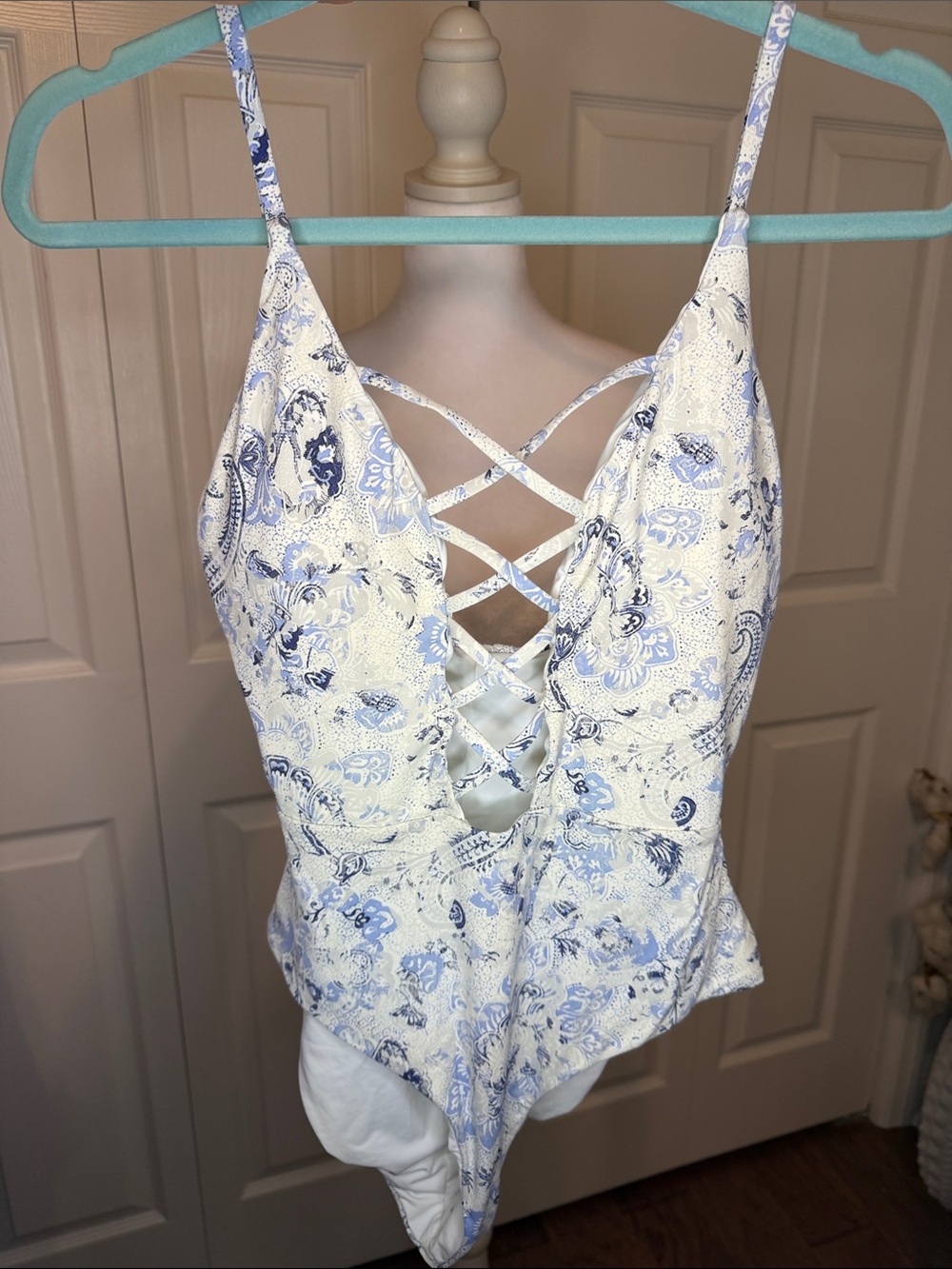 Dippin' Daisy's White & Light Blue Floral Lace-Up One-Piece Swimsuit